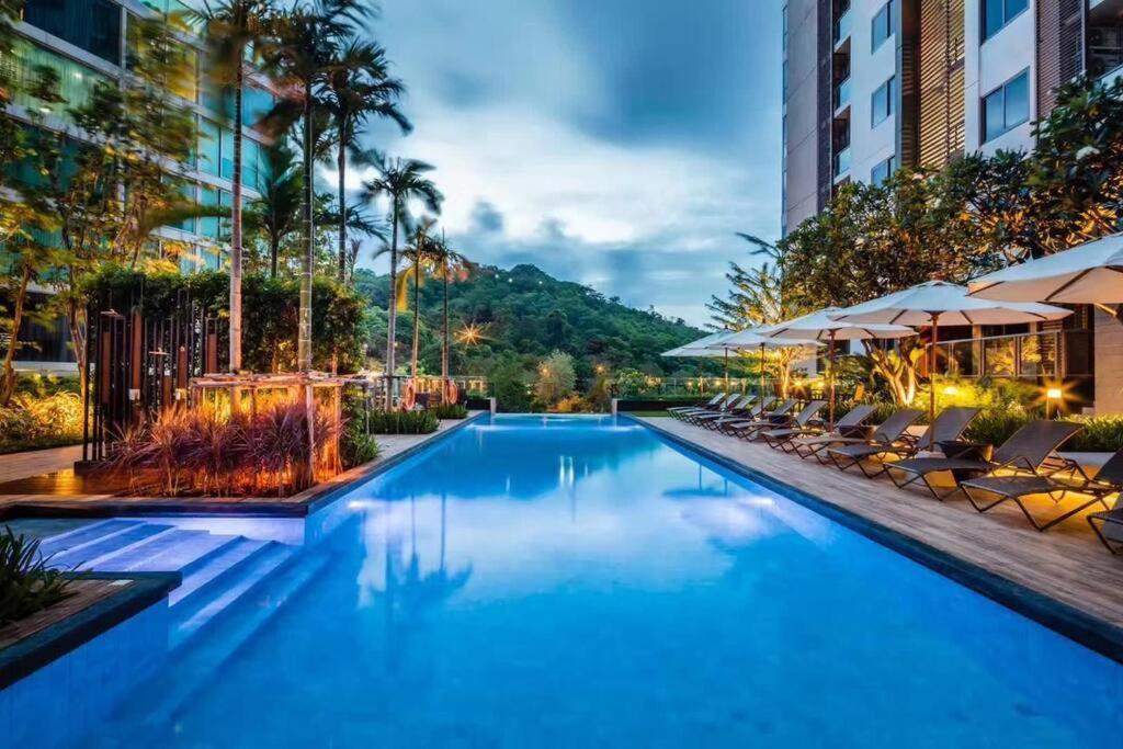 Sea View -High Floor 2 Bed Room Excellent Location Pattaya Exterior foto